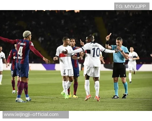 莱比锡大胜巴萨引发红牌争议历史冷门震惊全场