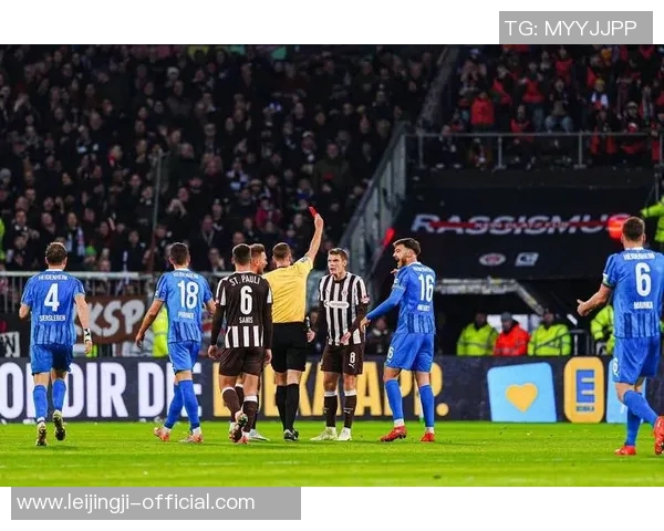 德甲赛场惊现冷门尤文图斯3-0战胜里昂引发全场震撼