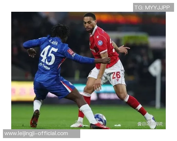 国王杯精彩对决切尔西凭乌龙球小胜尤文图斯全场热烈欢呼